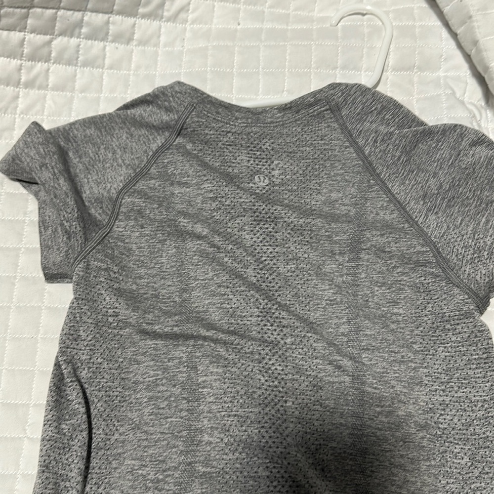 lululemon align shirt size 4